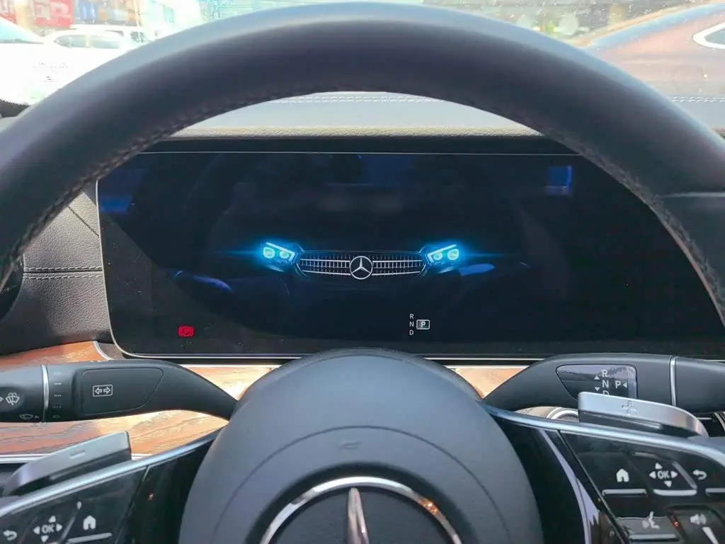 Mercedes-Benz E-Class 2022 — Фото 4/17
