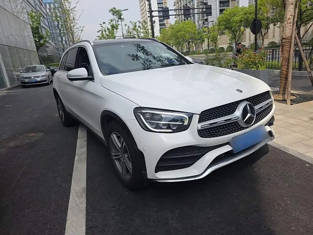 Mercedes-Benz GLC 2020 — Photo 4/20