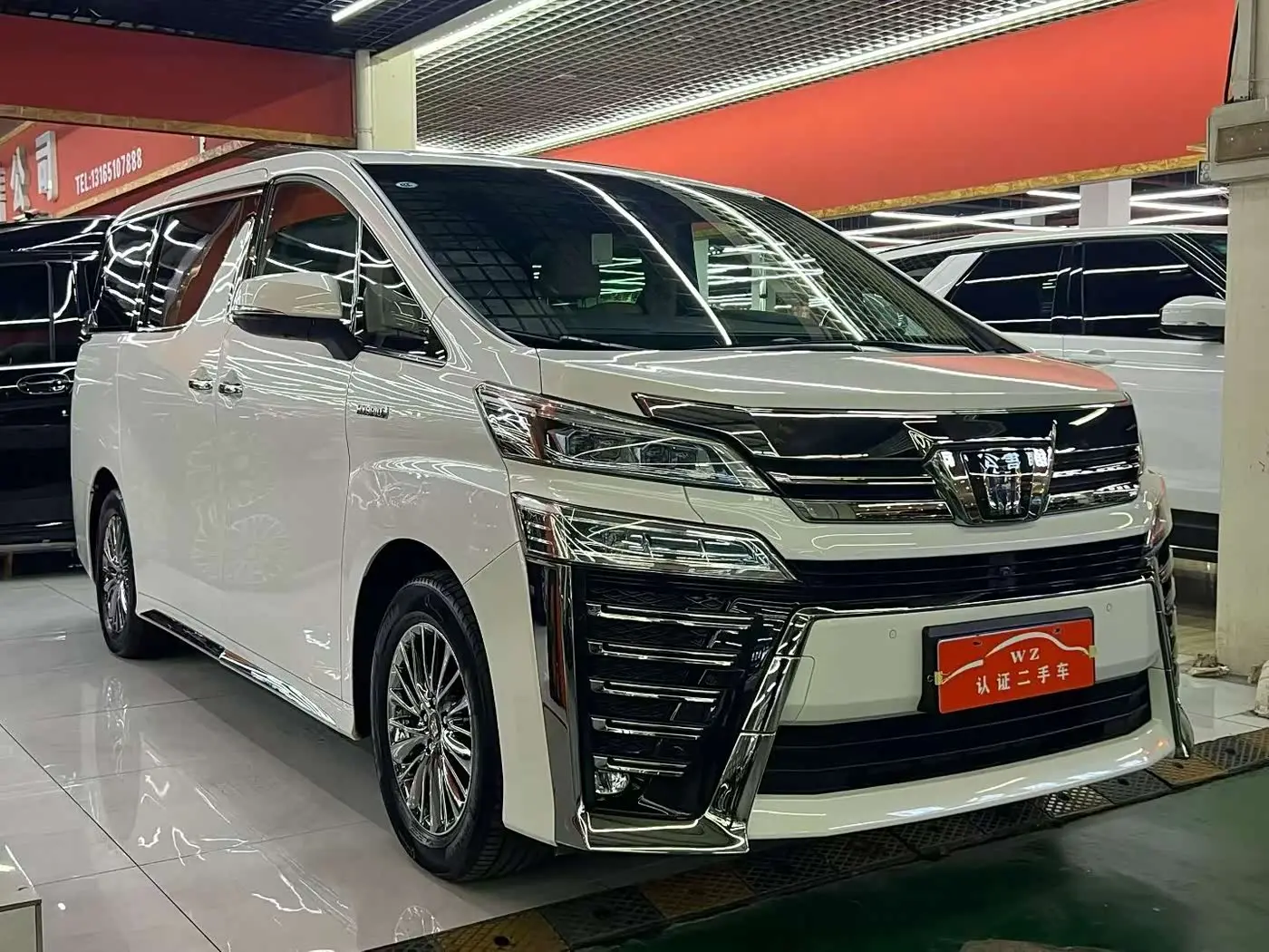 Toyota Vellfire 2022 — Photo 3/9