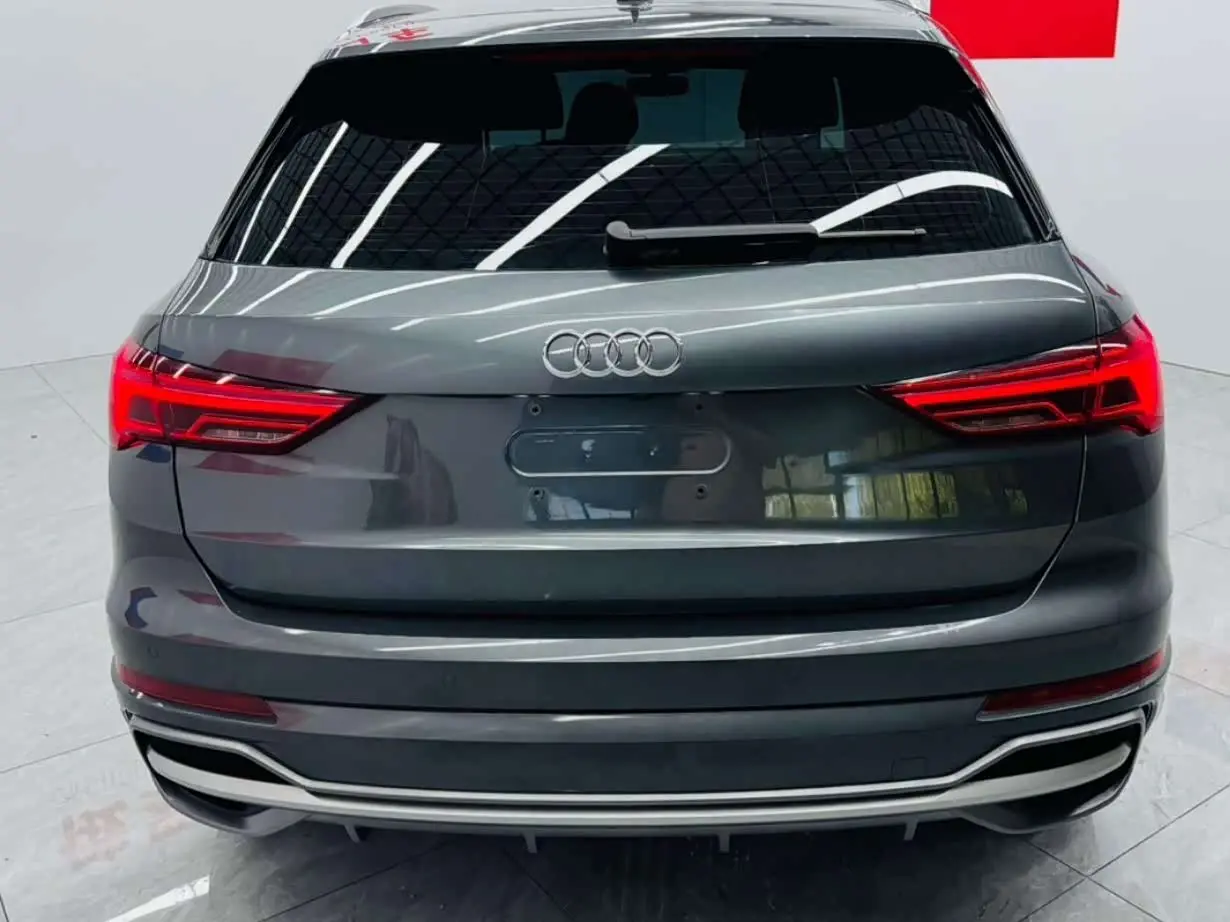 Audi Q3 2022 — Photo 12/13