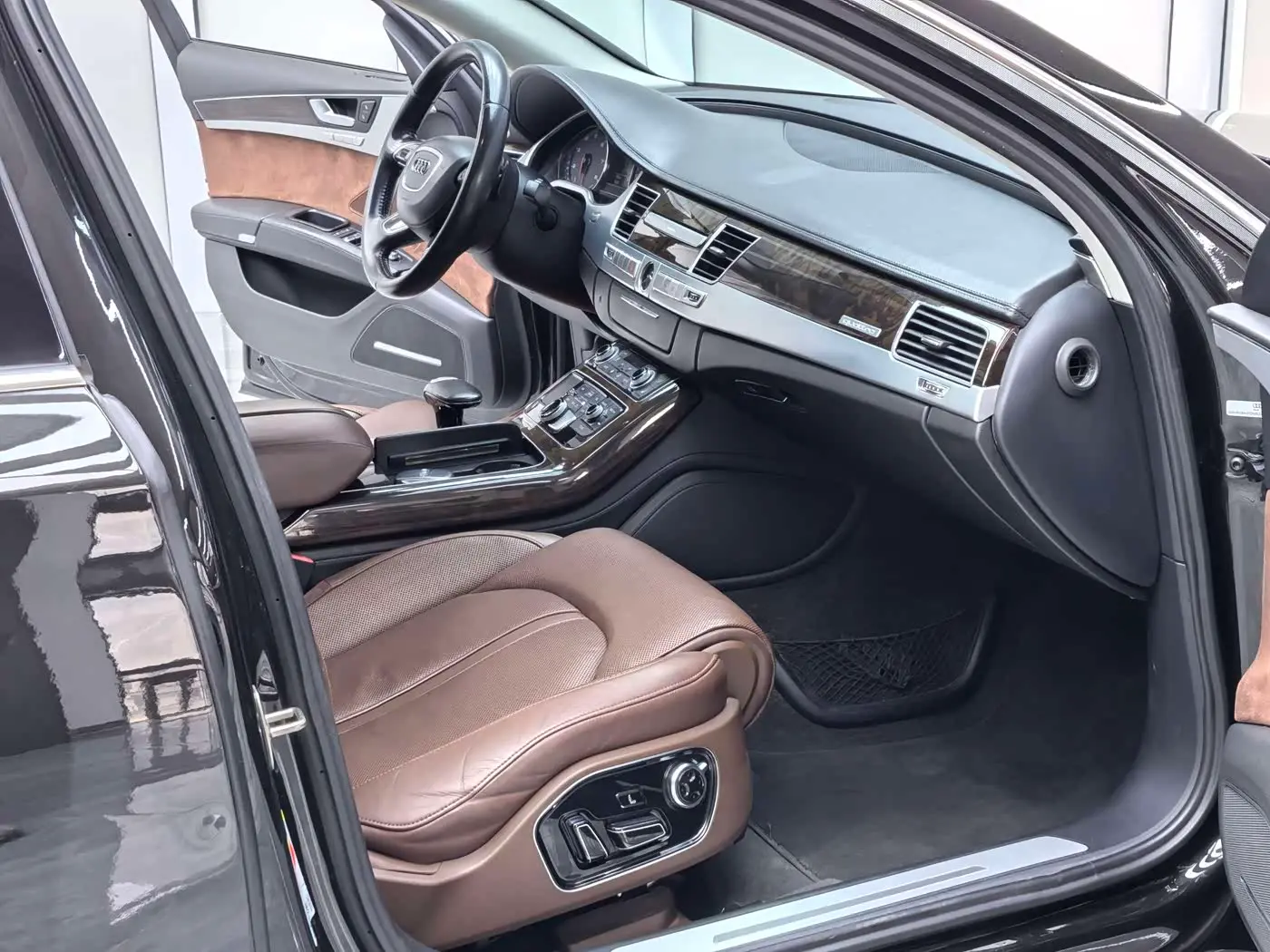 Audi A8 2014 — Şəkil 4/15