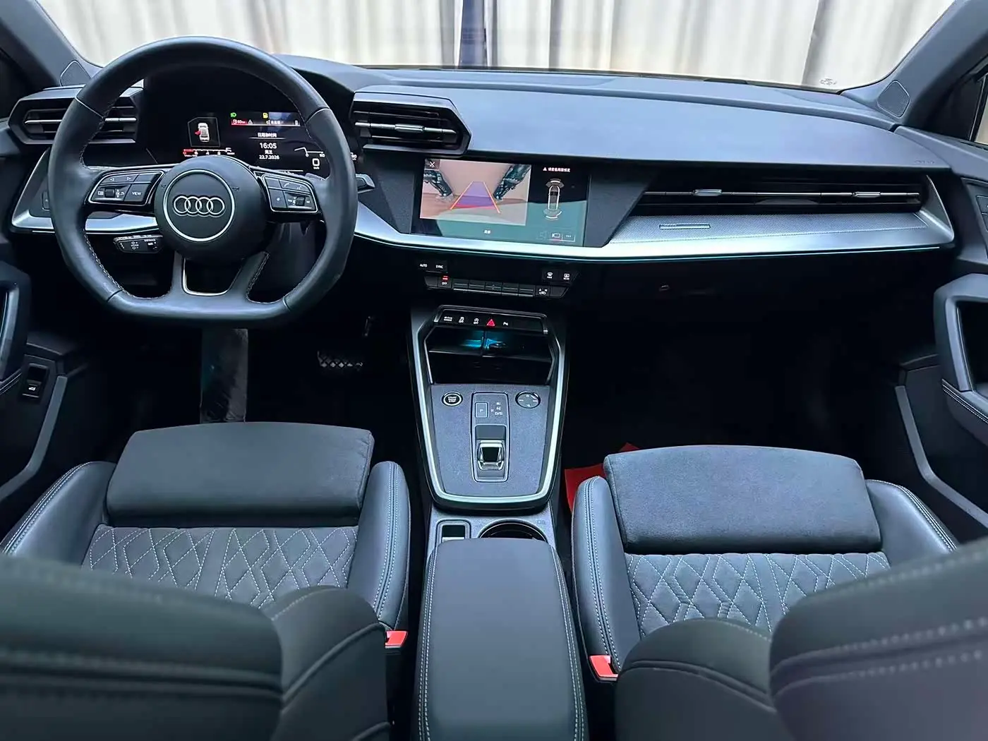 Audi A3 2023 — Фото 18/20