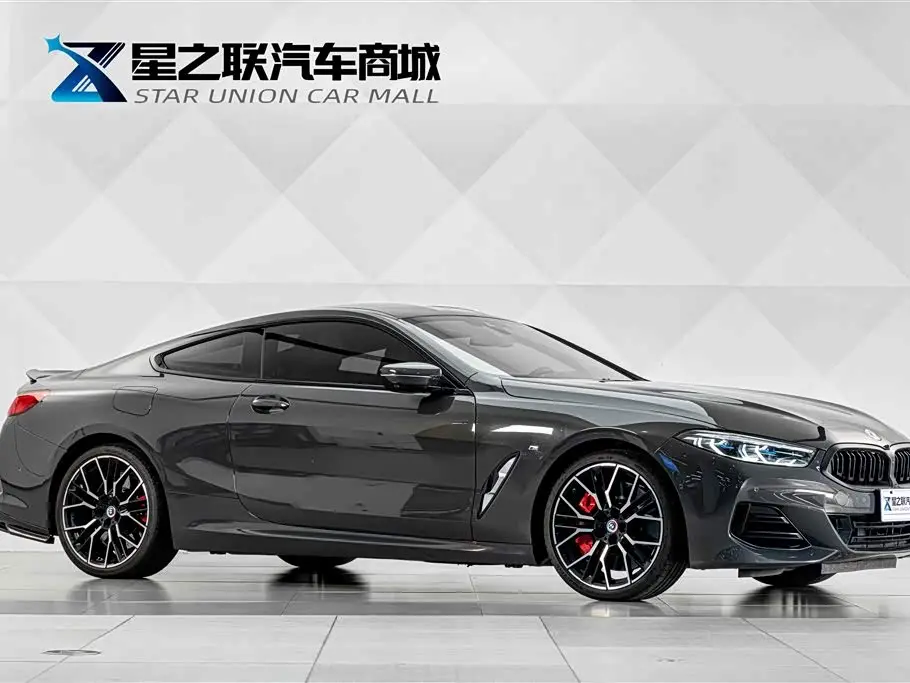 BMW 8 Series 2025 — Фото 5/20