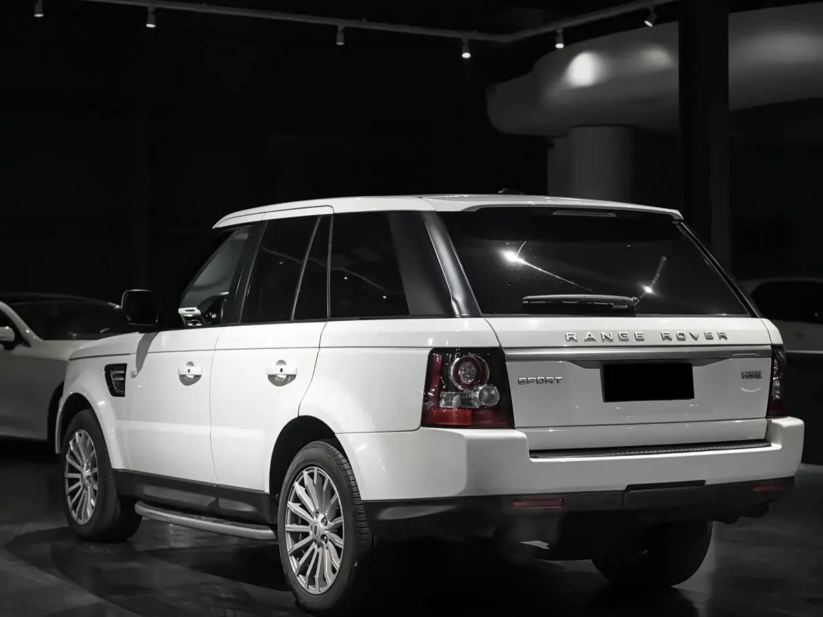 Land Rover Range Rover Sport 2012 — ფოტო 7/11