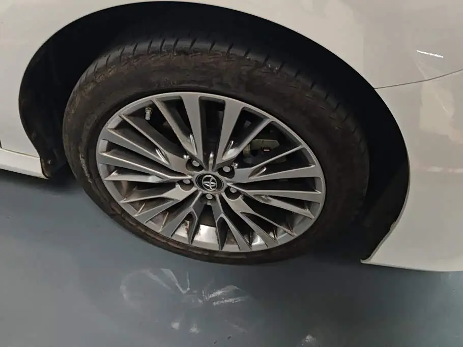 Toyota Camry 2020 — Şəkil 6/16