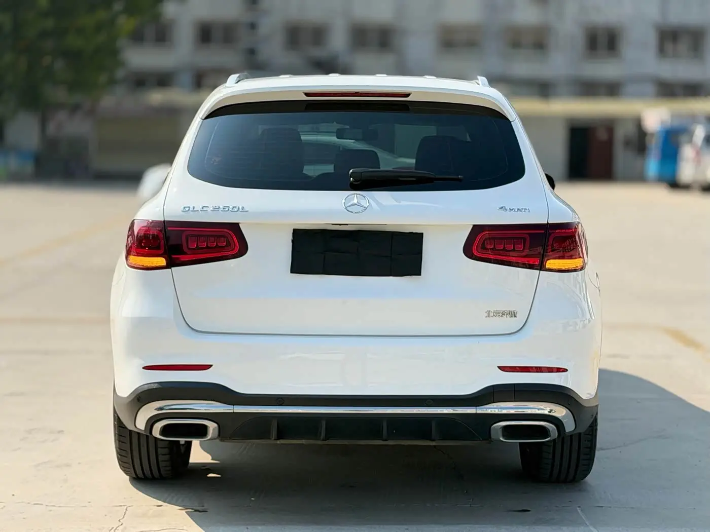 Mercedes-Benz GLC 2022 — Photo 6/17