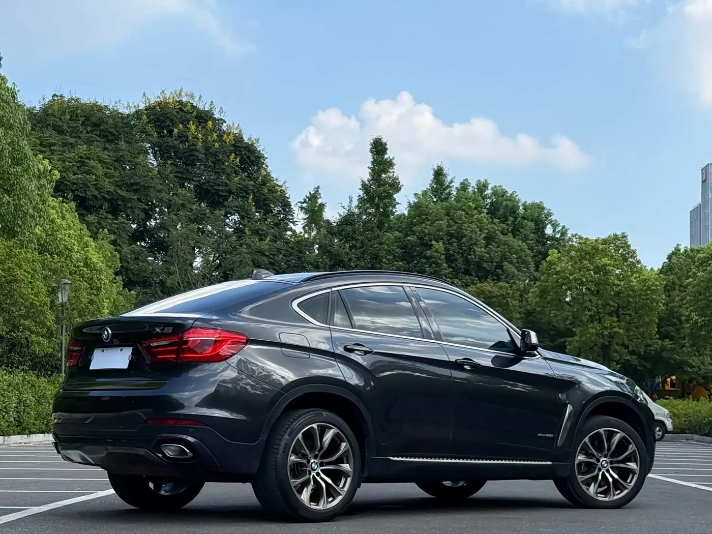 BMW X6 2018 — Фото 4/20