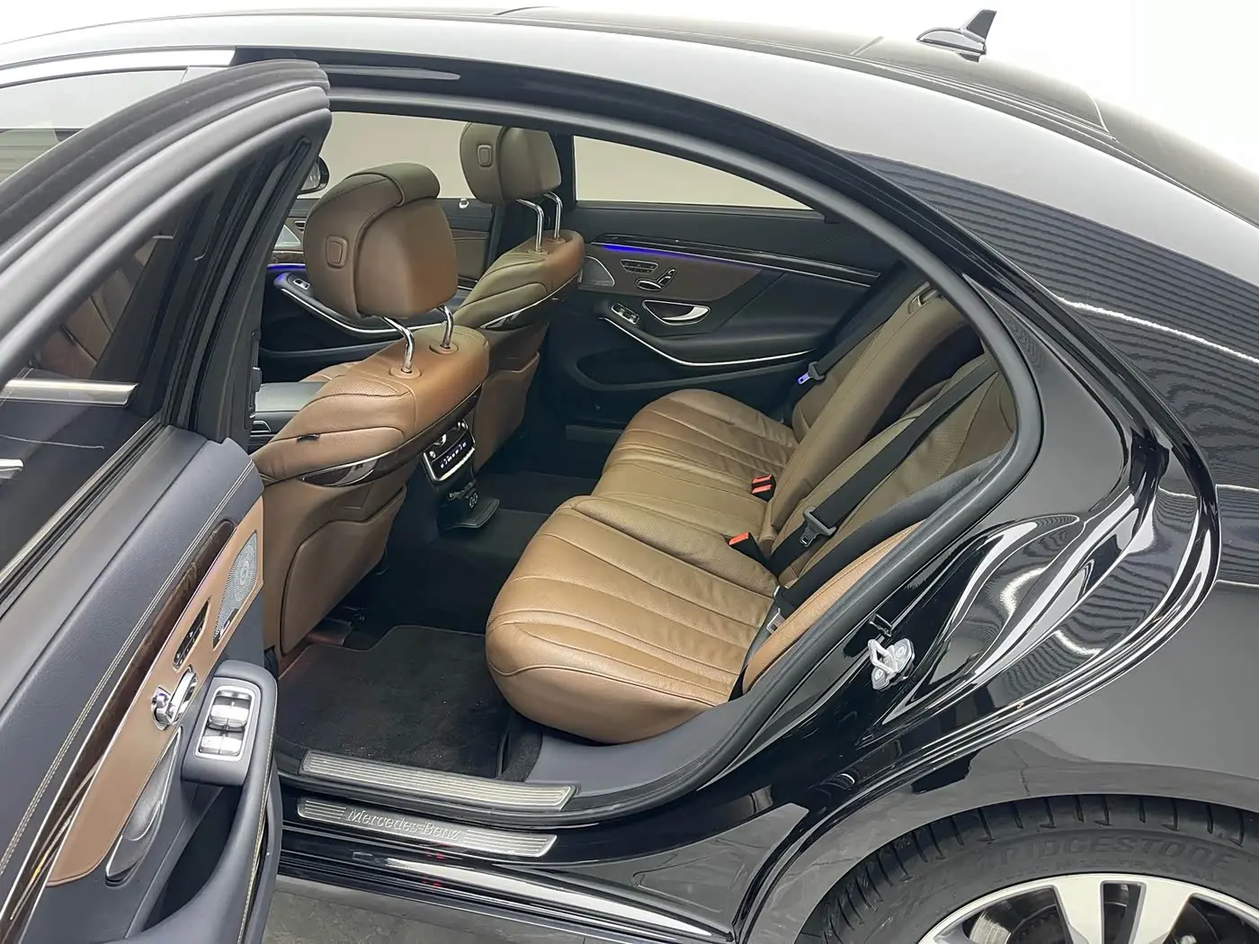 Mercedes-Benz S-Class 2021 — Photo 17/20