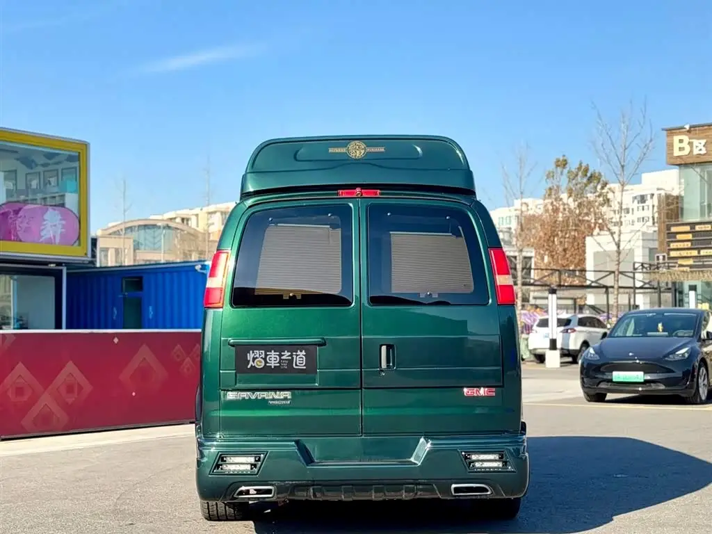 GMC Savana 2020 — Фото 5/20