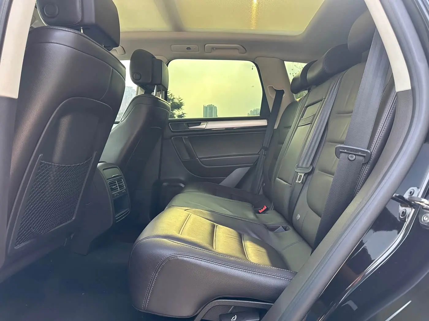 Volkswagen Touareg 2017 — Photo 15/20