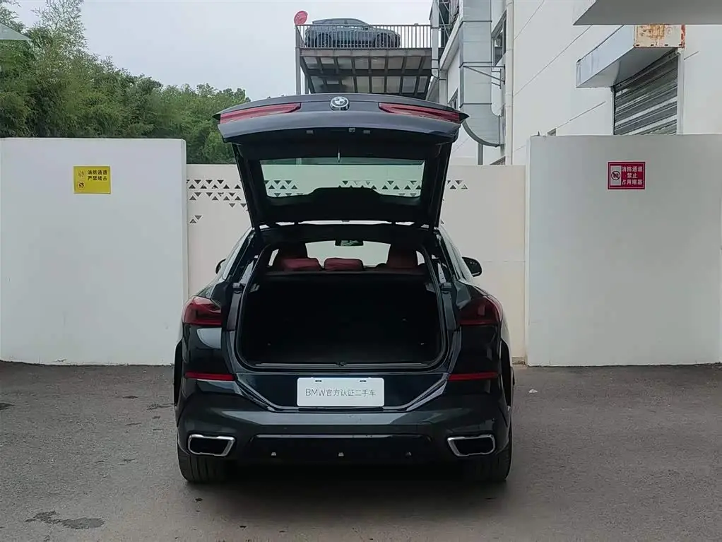 BMW X6 2025 — Photo 6/18