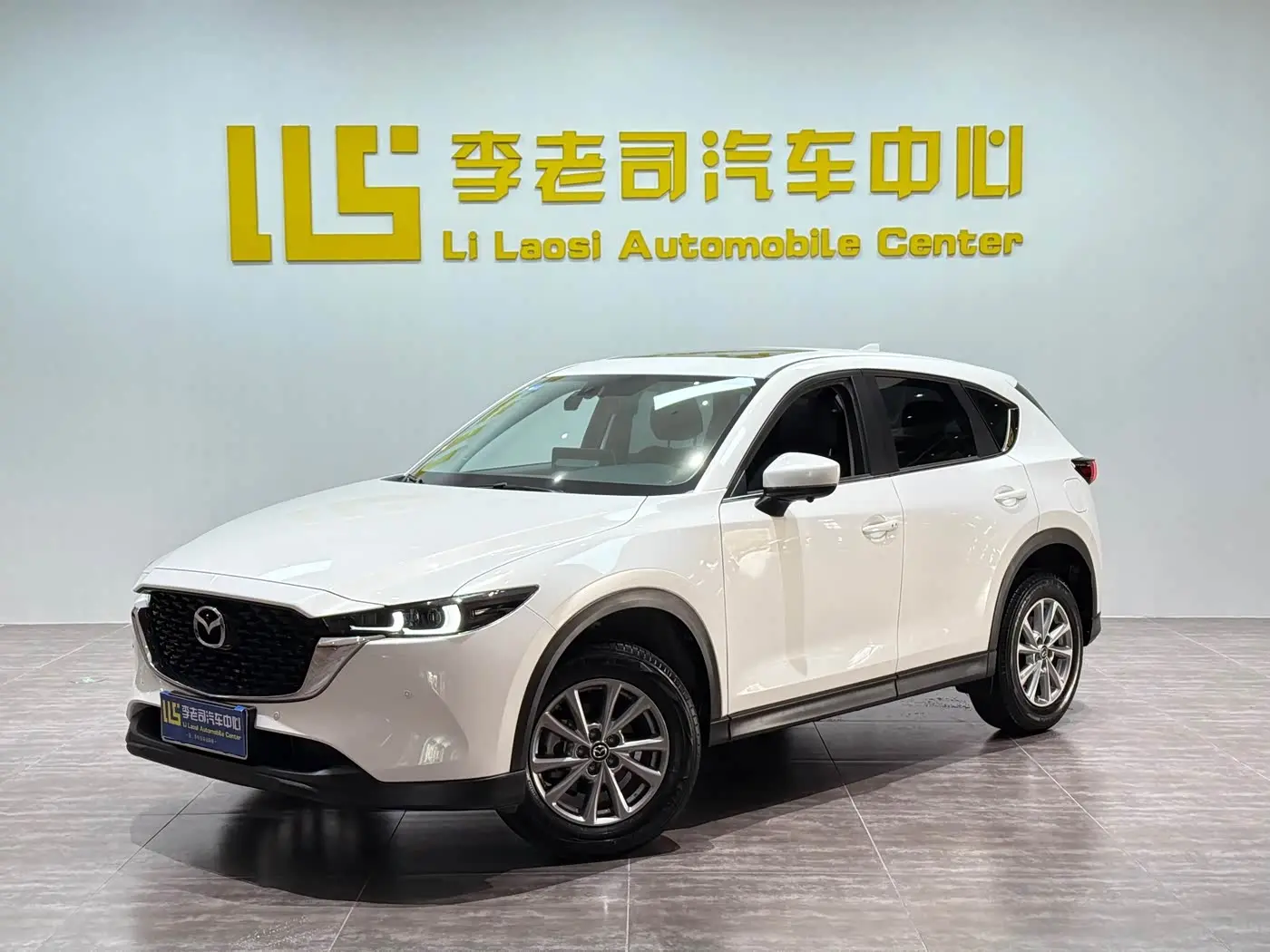 Mazda CX-5 2024 — Фото 2/14