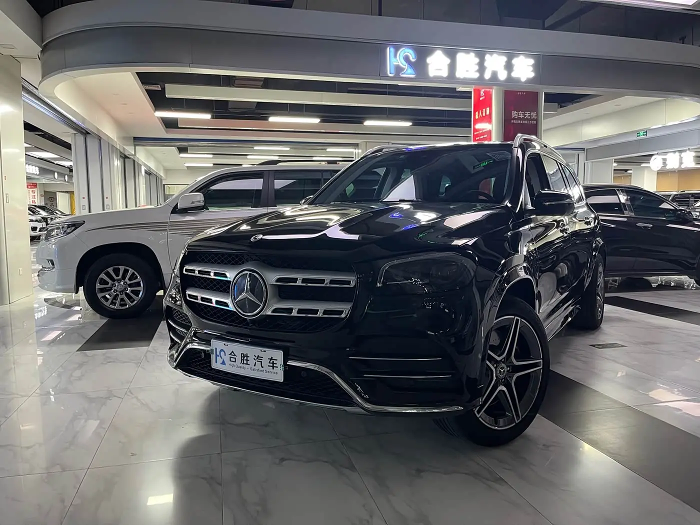 Mercedes-Benz GLS 2023 — Фото 1/20