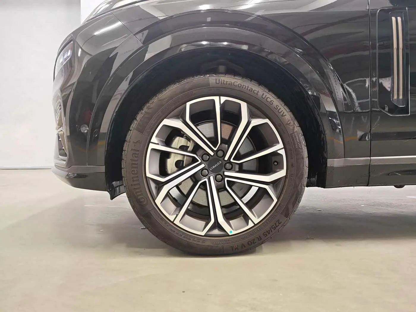 Lynk & Co 09 EM-P 2025 — Photo 13/18