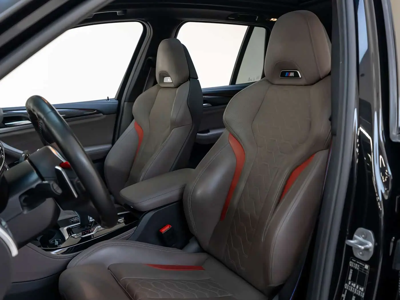BMW X3 M 2021 — Photo 6/15