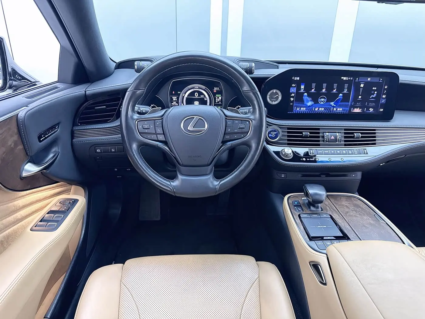 Lexus LS 2022 — Şəkil 6/18