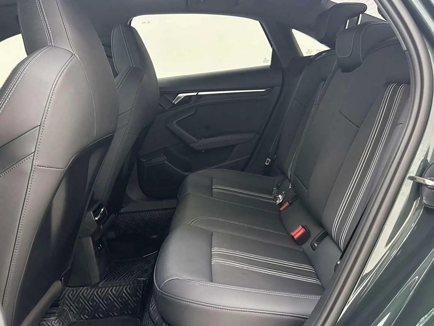 Audi A3 2022 — Photo 8/17