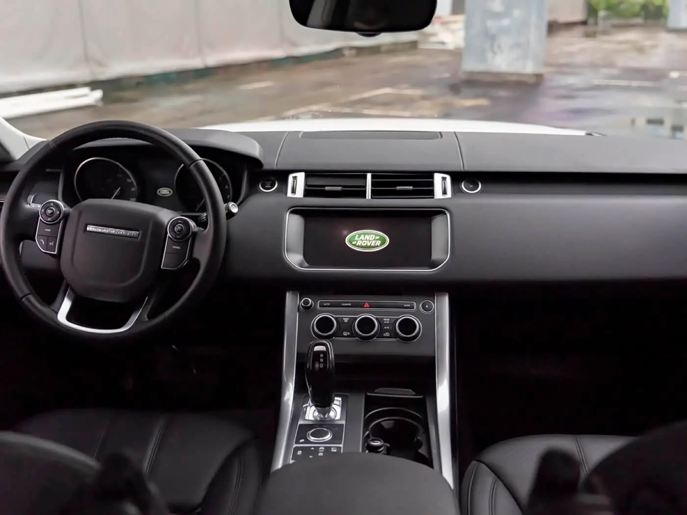 Land Rover Range Rover Sport 2017 — Фото 3/11