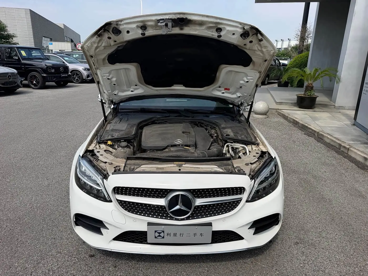 Mercedes-Benz C-Class 2020 — Photo 7/20