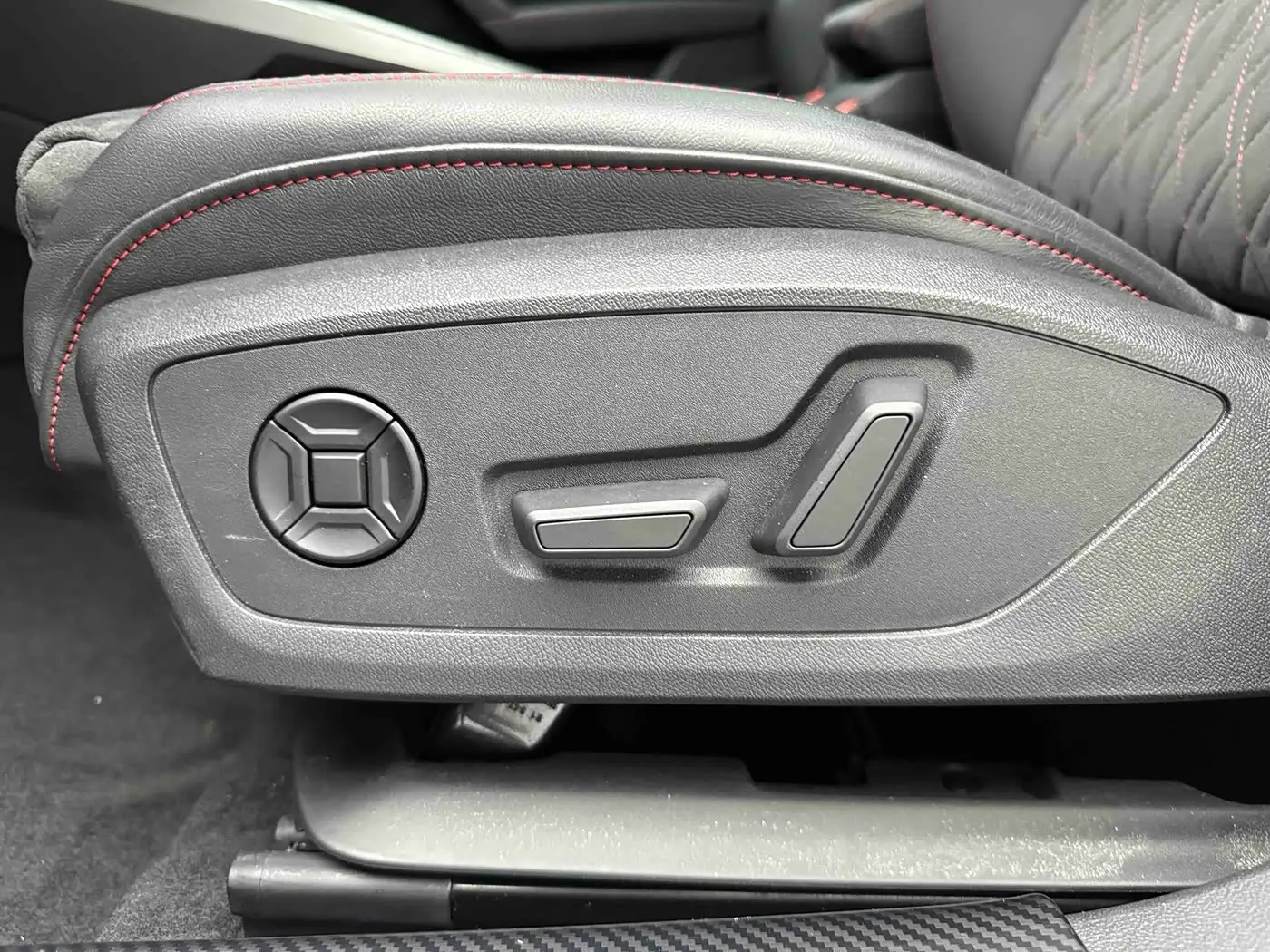 Audi A3 2022 — Photo 11/19