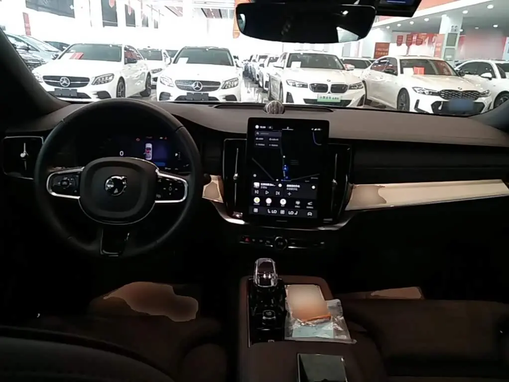 Volvo S90 2025 — Şəkil 10/20