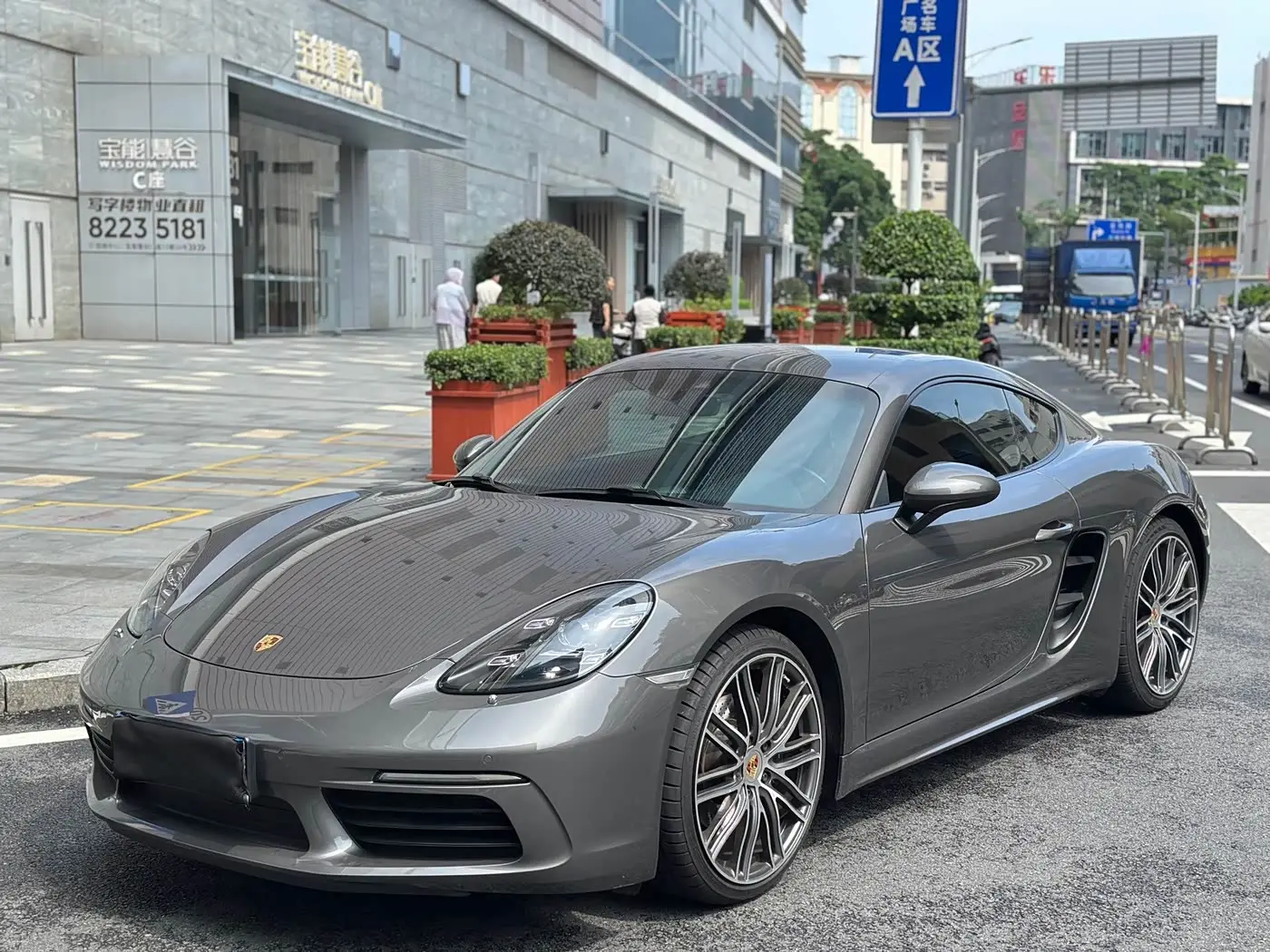 Porsche 718 2019 — Photo 1/11