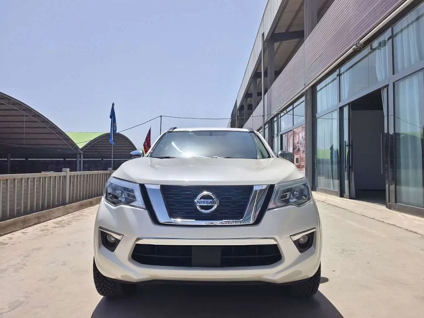 Nissan Terra 2019 — Photo 2/10