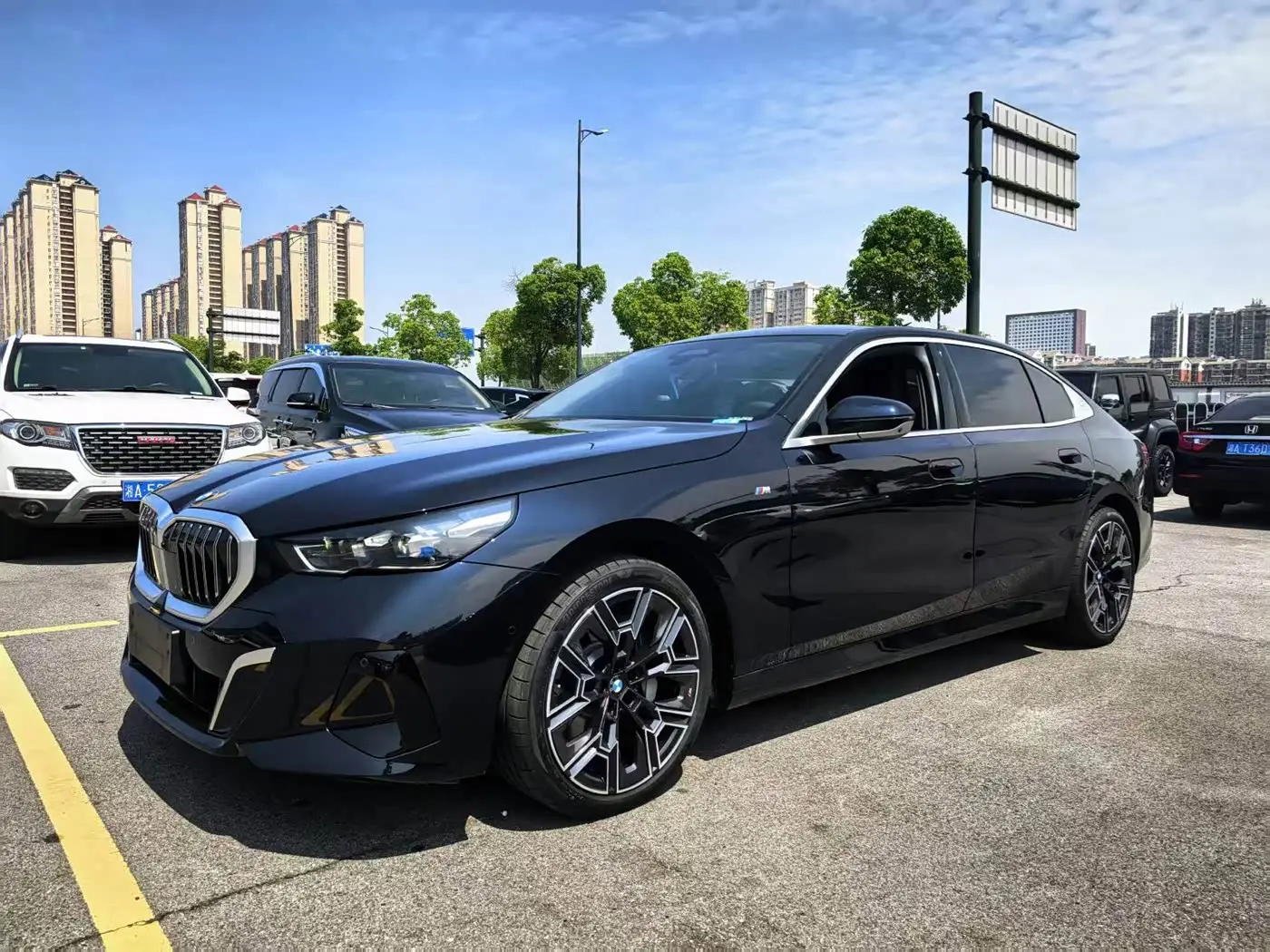 BMW 5 Series, 2025