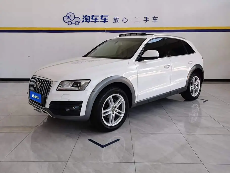Audi Q5 2018 — Фото 1/16