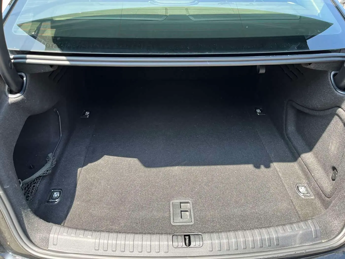 Audi A6L 2020 — ფოტო 6/9