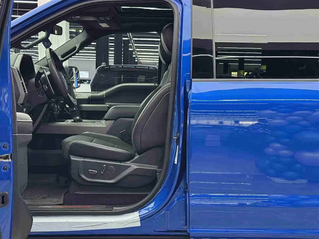 Ford F-150 Raptor 2020 — Фото 6/19