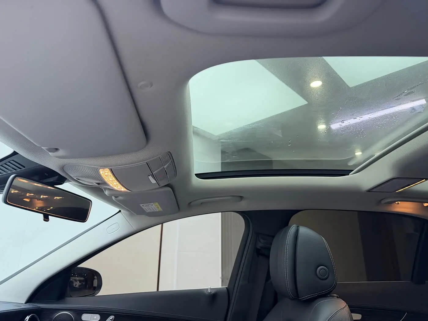 Mercedes-Benz C-Class 2022 — Photo 14/20