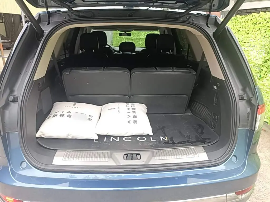 Lincoln Aviator 2020 — Photo 19/20