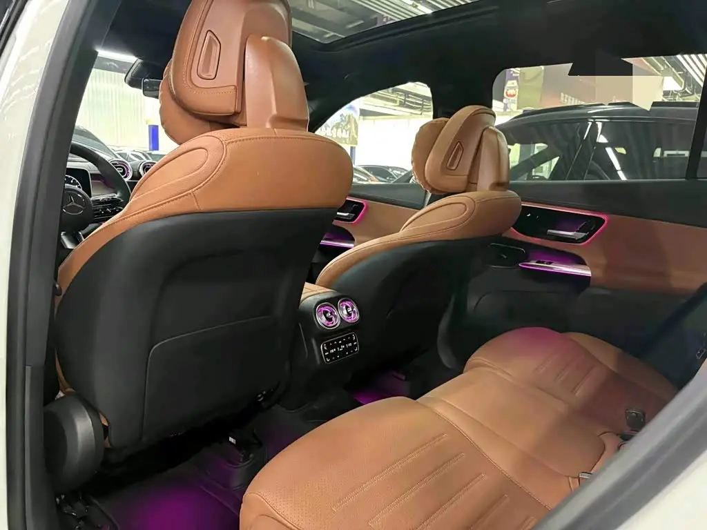 Mercedes-Benz GLC 2025 — ფოტო 8/9