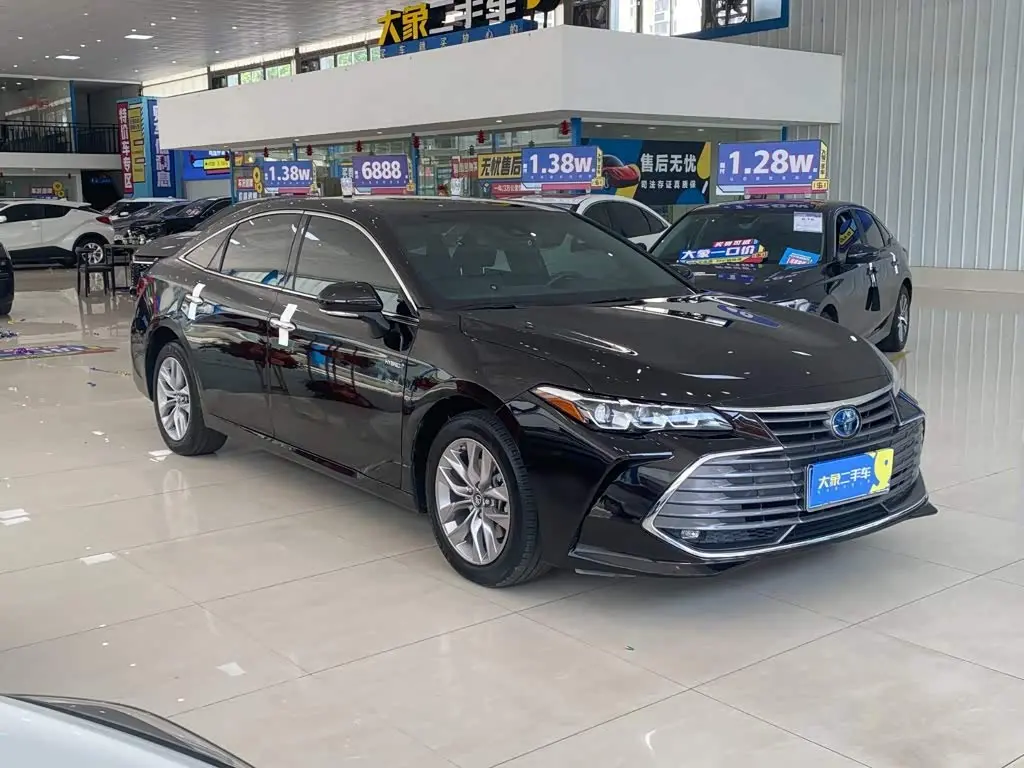 Toyota Avalon 2021 — Photo 3/16