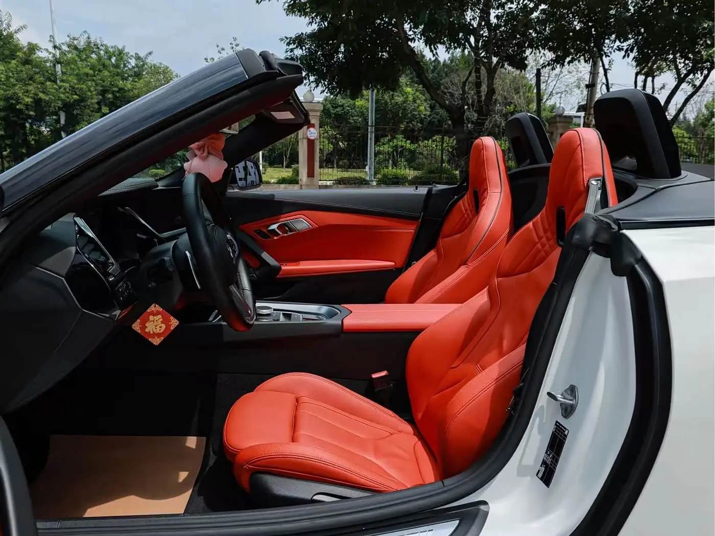 BMW Z4 2022 — Photo 5/13