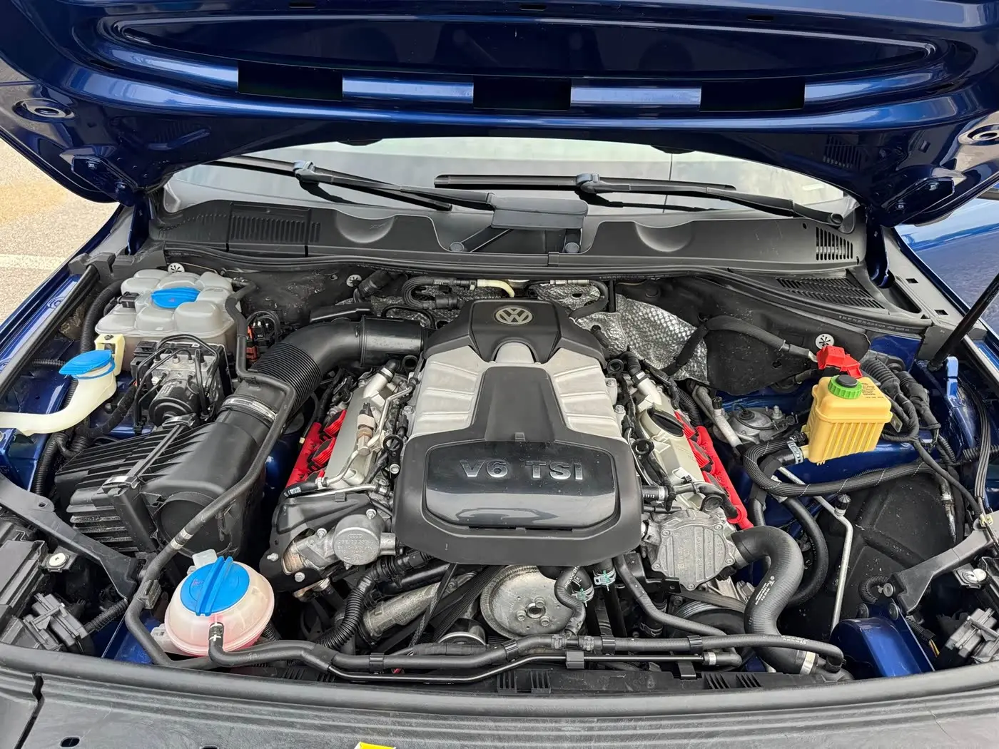 Volkswagen Touareg 2016 — Photo 15/20