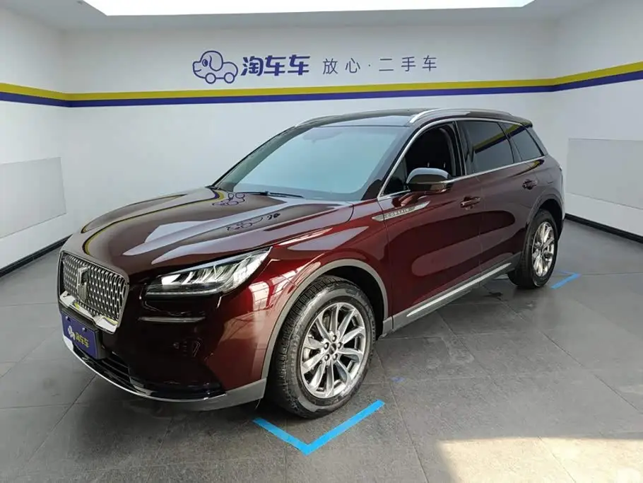 Lincoln Adventurer, 2021