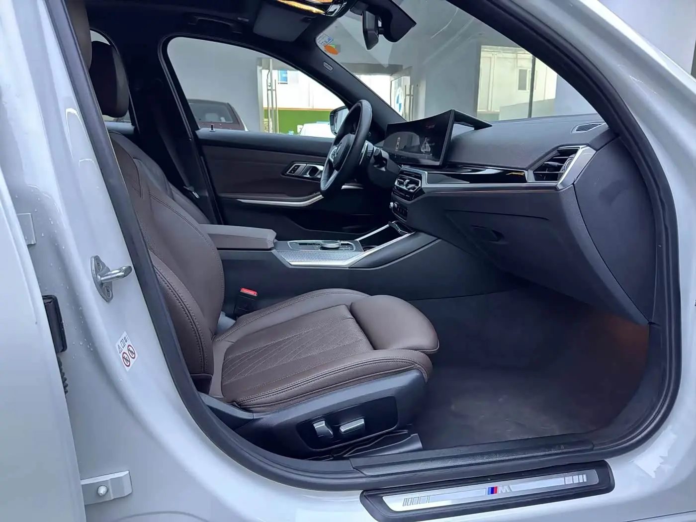 BMW 3 Series 2023 — Şəkil 16/19