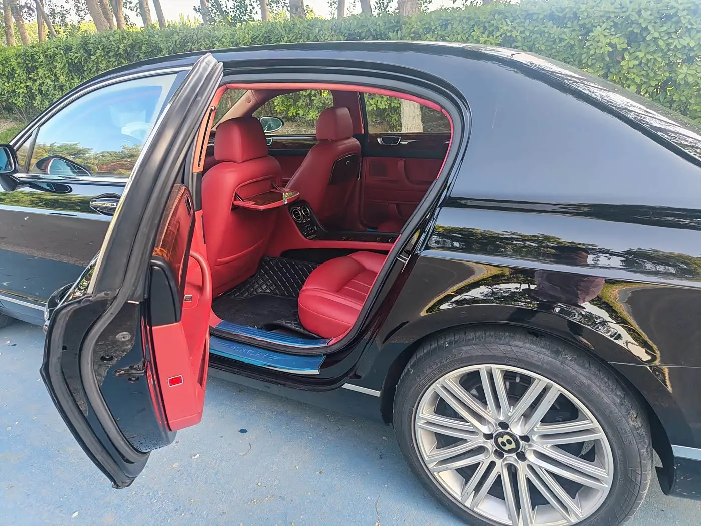 Bentley Flying Spur 2007 — Photo 7/9