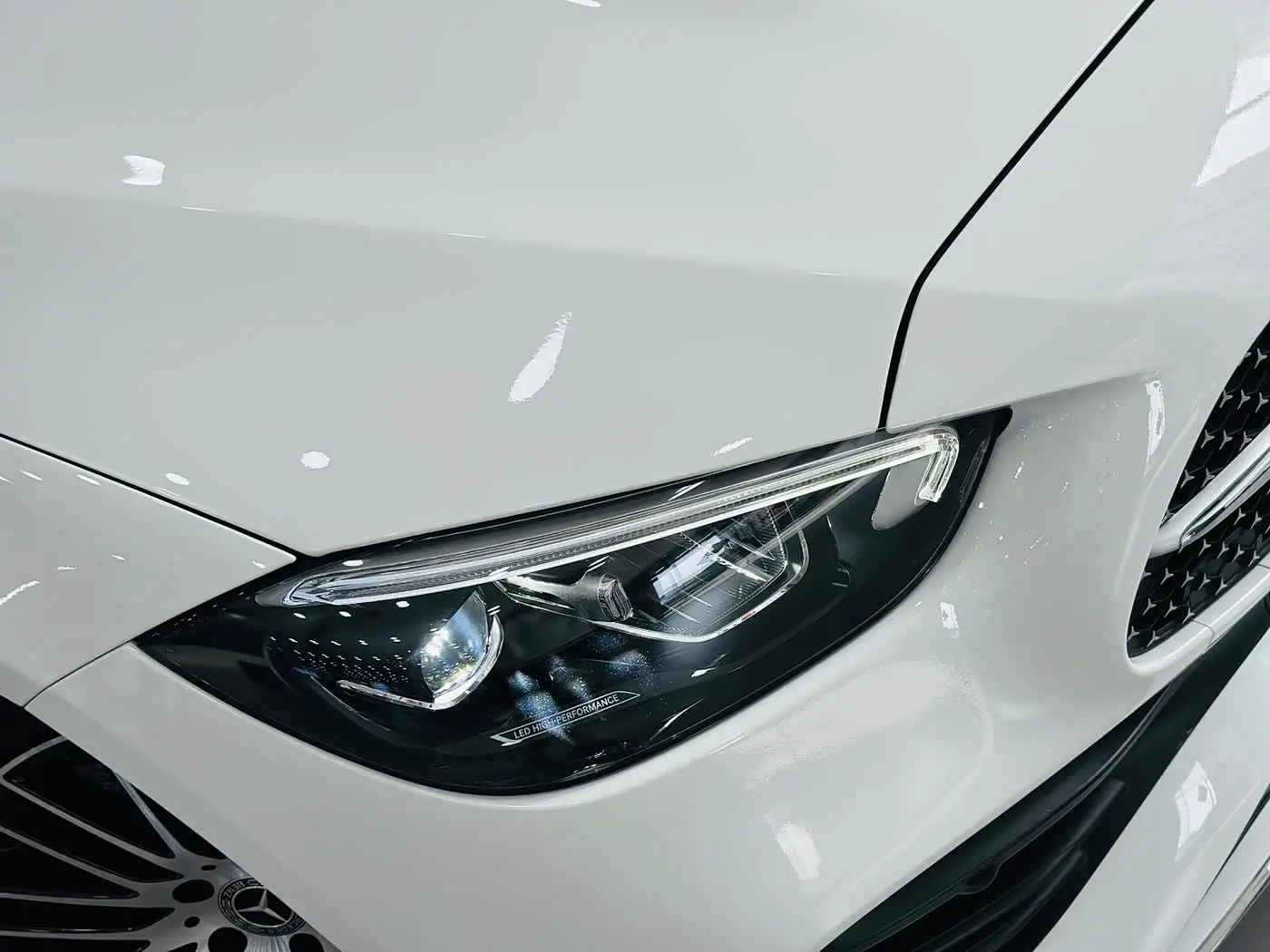 Mercedes-Benz C-Class 2024 — Фото 10/14