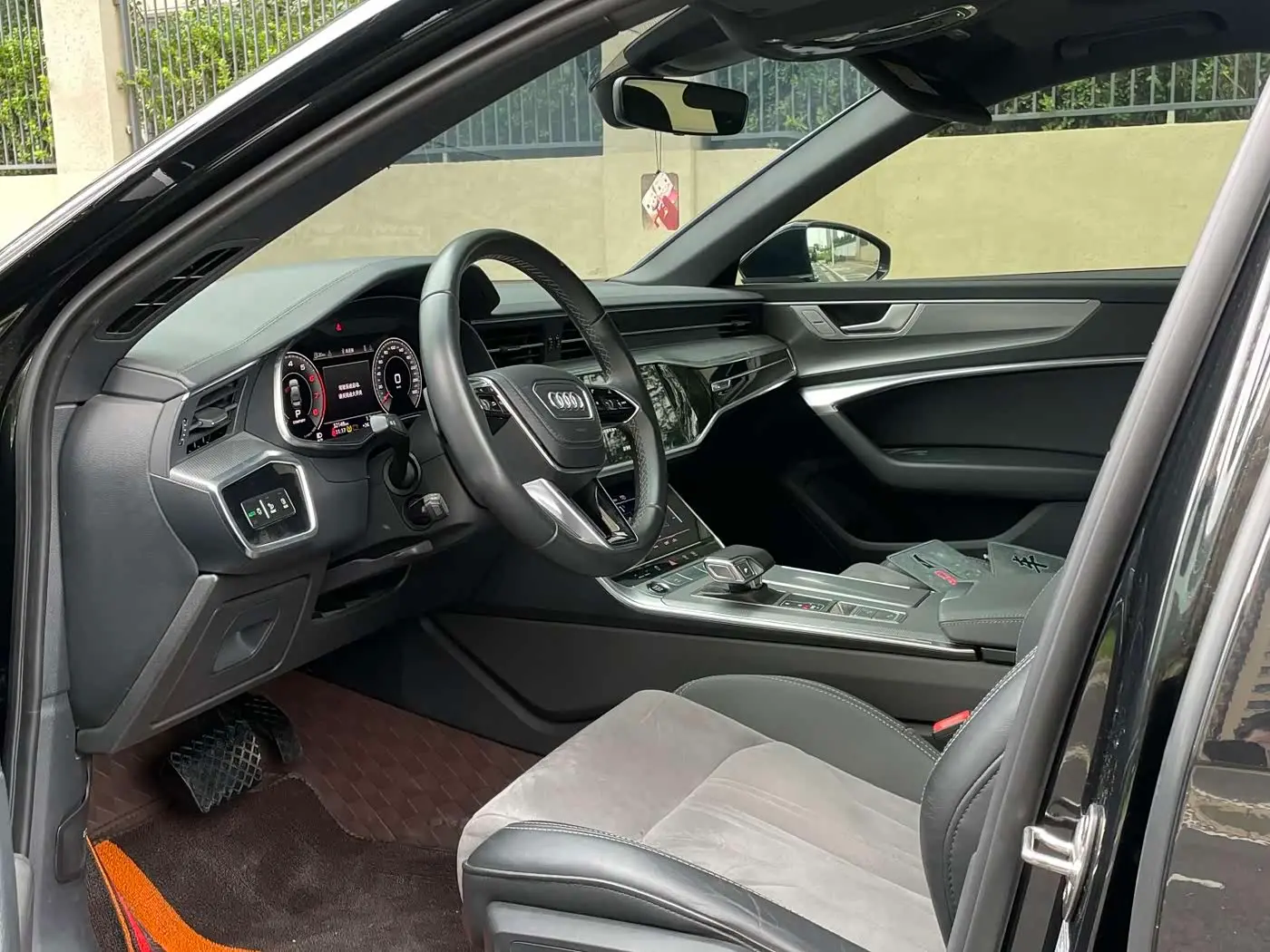 Audi A6L 2024 — Photo 4/9