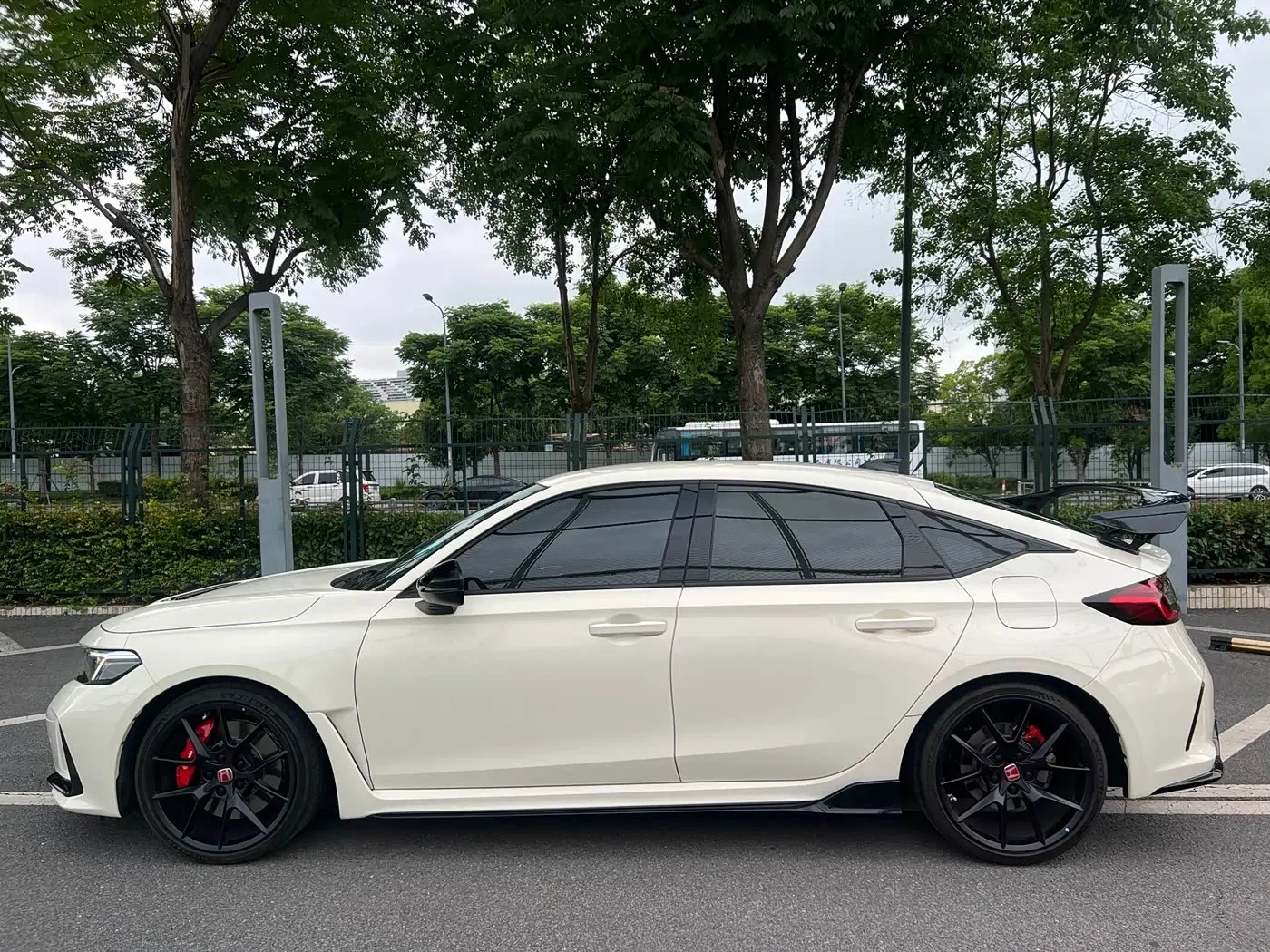 Honda Civic 2023 — Photo 7/20