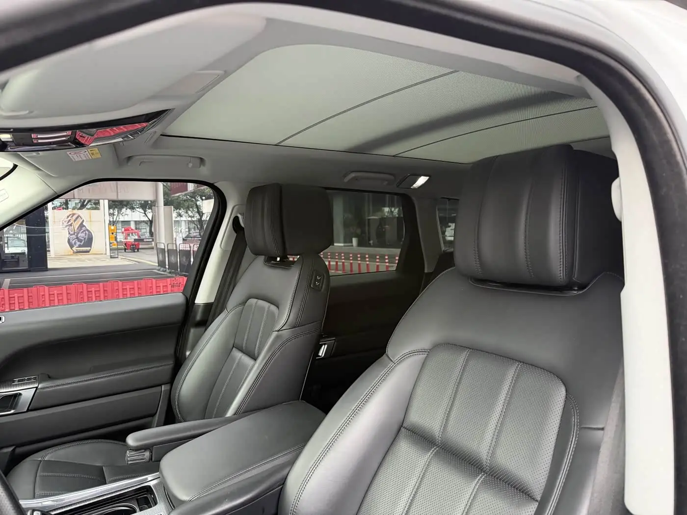 Land Rover Range Rover Sport 2019 — Şəkil 7/14