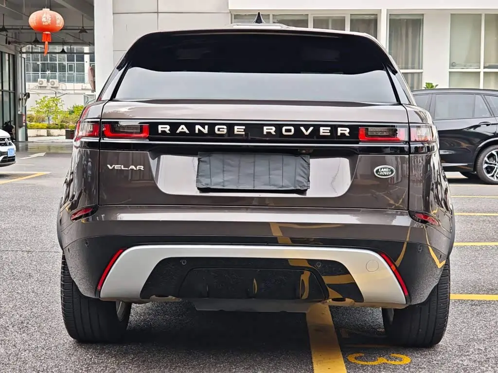 Land Rover Range Rover Velar 2023 — Şəkil 6/20