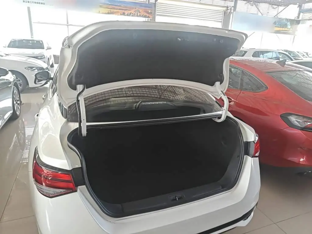 Nissan Sylphy 2025 — Photo 19/20