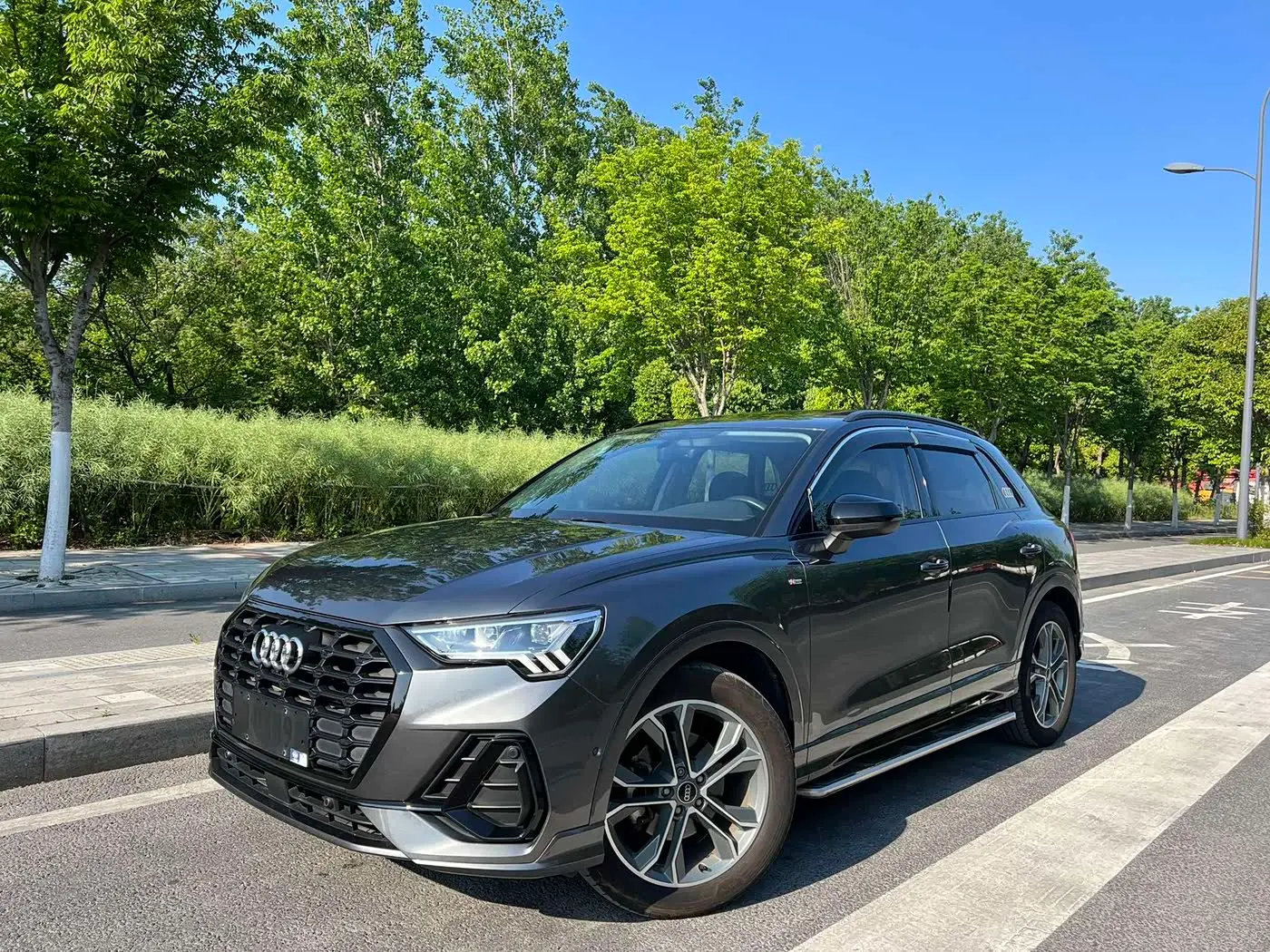 Audi Q3 2023 — Фото 1/20