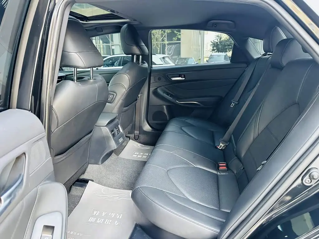 Toyota Avalon 2023 — Şəkil 12/20