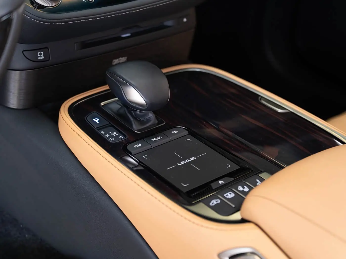 Lexus LS 2021 — Şəkil 15/20