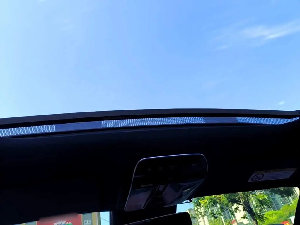 Mercedes-Benz GLC 2025 — Photo 18/20
